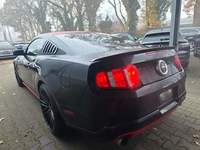 Вид сзади слева