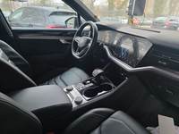 Вид на салон