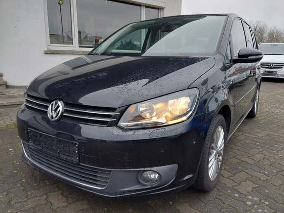 Вид спереди слева