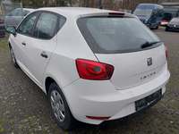 Вид сзади слева