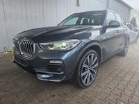 Вид спереди слева