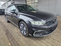 Вид спереди справа