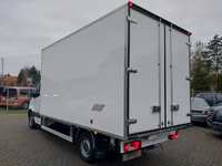 Вид сзади слева