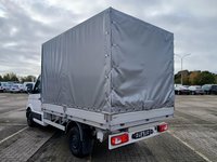 Вид сзади слева