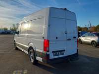 Вид сзади слева