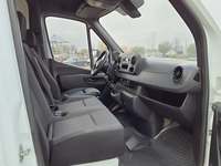 Вид на салон