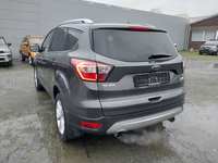 Вид сзади слева