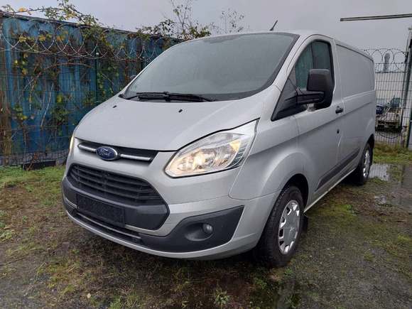 Вид спереди слева