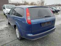 Вид сзади слева