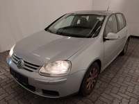 Вид спереди слева