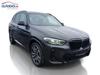 Pogled sprijeda desno