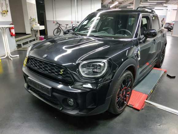 Vista delantera izquierda