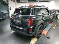 Vista trasera derecha