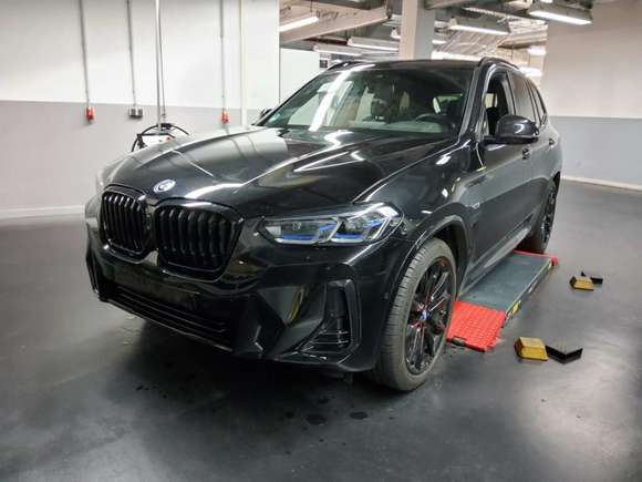 Vista delantera izquierda