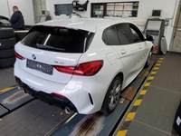 Vista trasera derecha