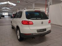 Widok z tyłu po stronie lewej