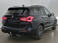 Pogled od pozadi desno