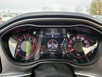 Pogled na kombinovani instrument