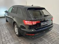 Pogled od pozadi levo