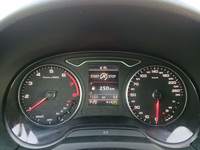 Pogled na kombinovani instrument