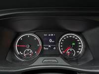 Pohľad na združený prístroj na palubnej doske