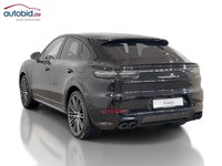 Pogled od pozadi levo