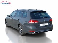 Pogled od pozadi levo