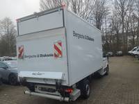 Vaade tagant paremalt