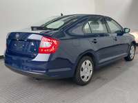 Pogled od pozadi desno