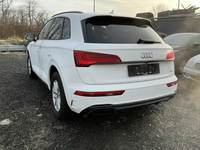 Pogled od pozadi levo