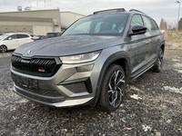 Pogled od napred levo