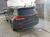 Pogled od pozadi levo