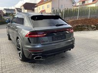 Pogled od pozadi levo