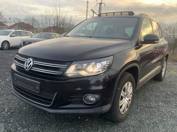 Pogled od napred levo