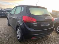 Pogled od pozadi levo