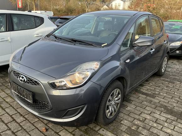 Pogled od napred levo