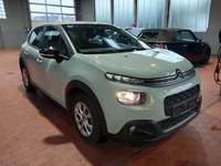 Pogled od napred  desno