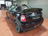 Pogled od pozadi levo