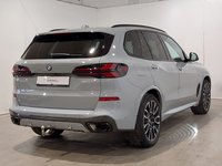 Pogled od pozadi desno