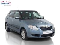 Изглед отпред отдясно