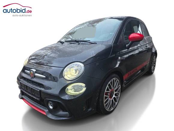 Pogled od napred levo