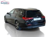 Pogled od pozadi levo