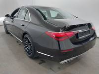 Widok z tyłu po stronie lewej