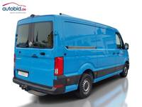 Pogled od pozadi desno