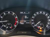 Pogled na kombinovani instrument