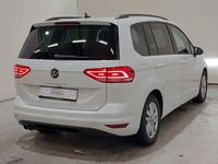 Pogled od pozadi desno