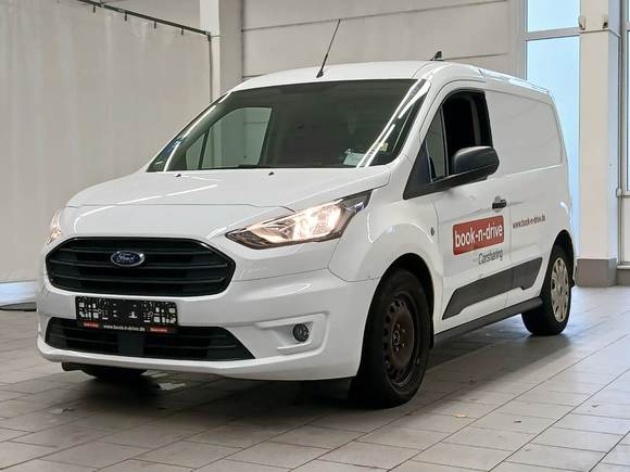 Вид спереди слева