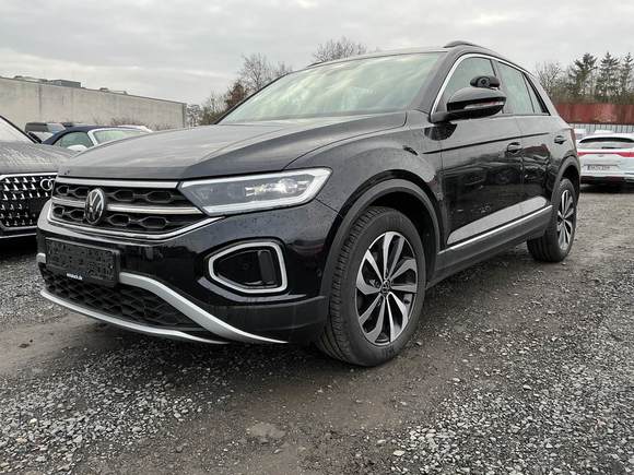 Pogled od napred levo