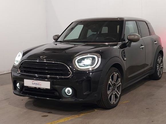 Pogled od napred levo