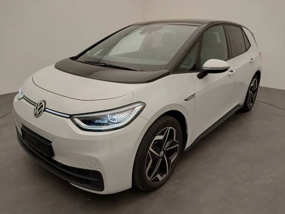 Pogled od napred levo